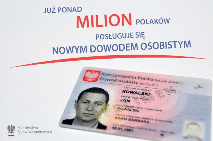 Już ponad milion Polaków posługuje się nowym dowodem osobistym