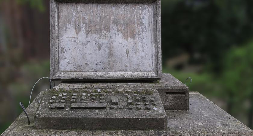 Beton ze środka budowlanego stał się środkiem wyrazu artystycznego