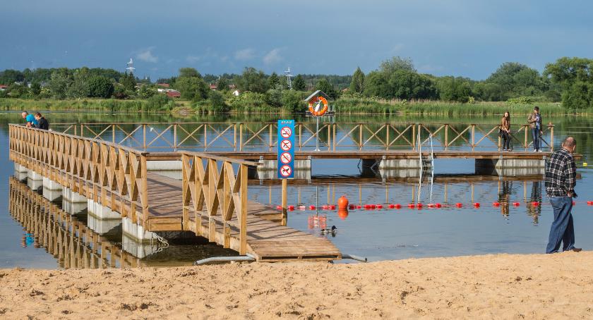Kąpielisko miejskie jest nieczynne, ale plaża wciąż zaprasza