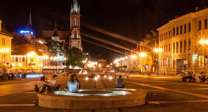 Chcesz dużo rozrywek? Zamieszkaj w centrum