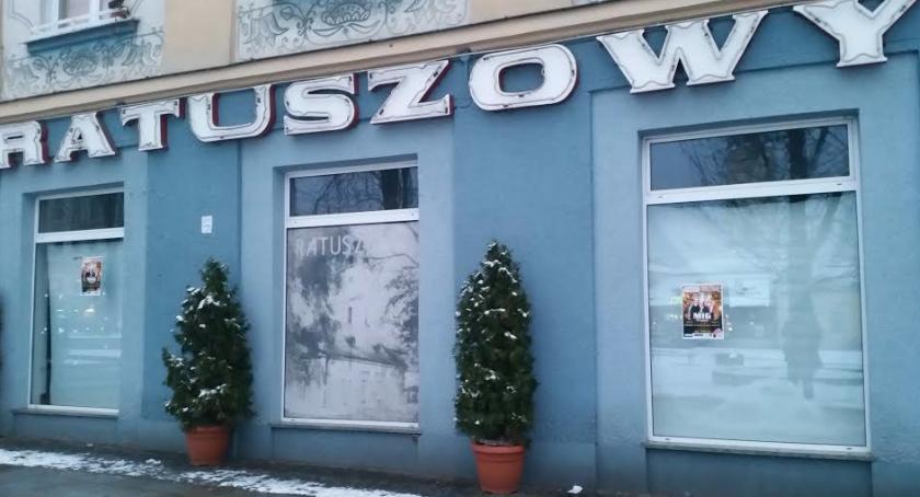 Był Ratuszowy i jest Ratuszowy, ale przestrzeń się zmieniła nie do poznania