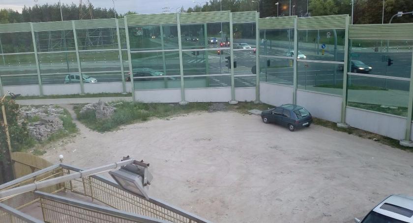 Kolejny unik prezydenta. Nie chce odbudować zniszczonego parkingu