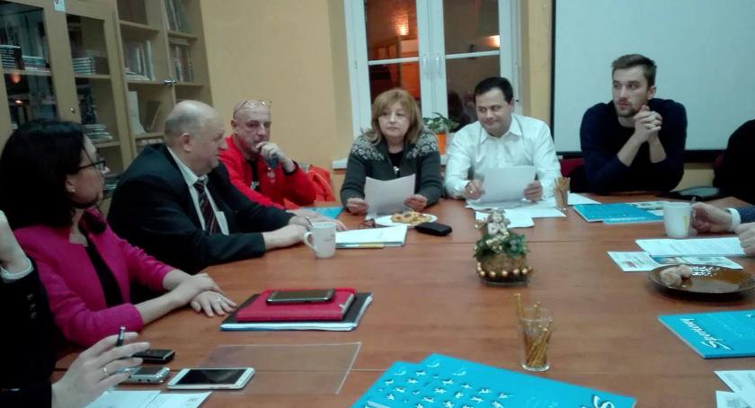 Przedświąteczna etyka dziennikarza i urzędnika