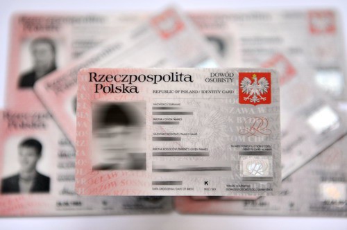 Nowy dowód osobisty – w banku, na poczcie i u notariusza