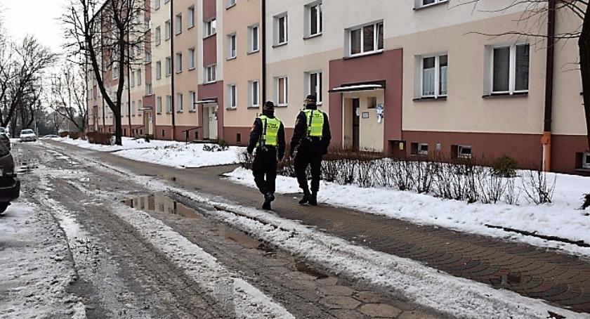 Straż miejska przypomina, że na zdjęciach należy prezentować się po mistrzowsku