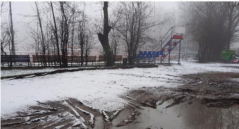 Poszukiwany wykonawca robót na obiekcie sportowym w Zwierzyńcu