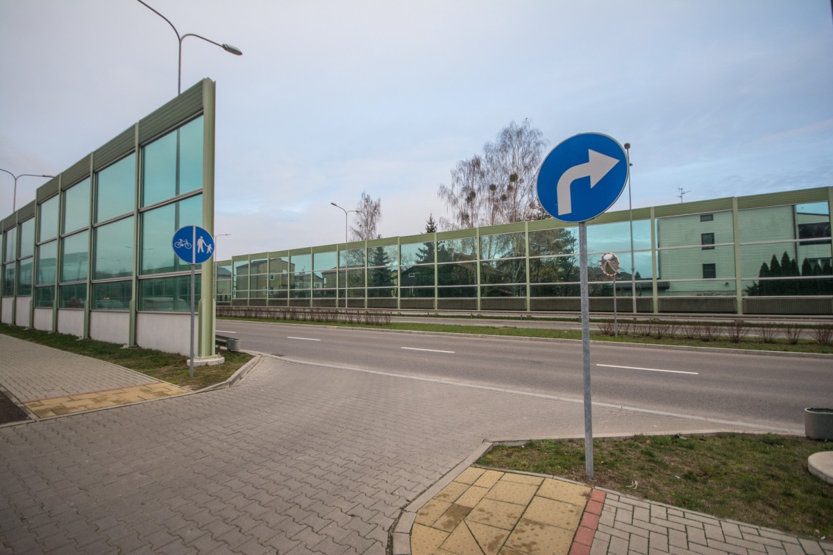 Ekrany były i się zmyły a wraz z nimi ponad 2 miliony złotych