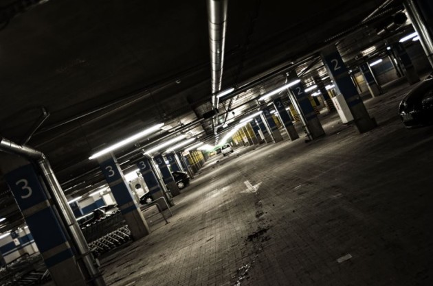 Parkingi czy garaże? Deweloperzy mają kłopoty?