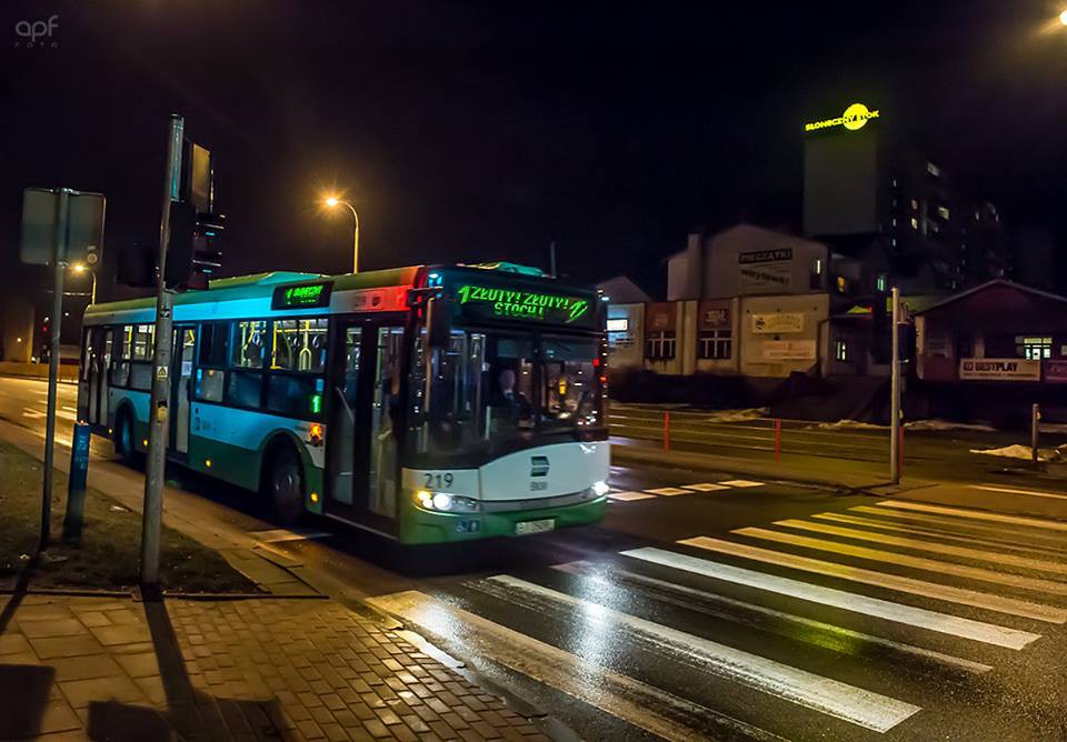 Pojeździć w nocy autobusem bez celu