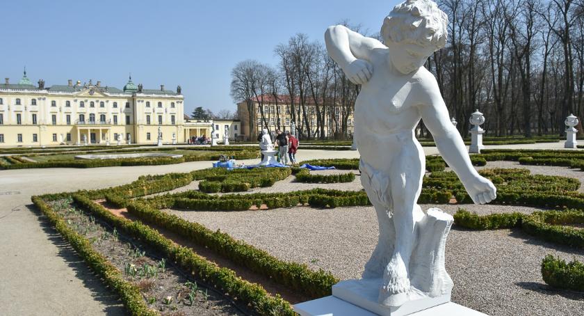 W Ogrodach Branickich stanęły zupełnie nowe rzeźby