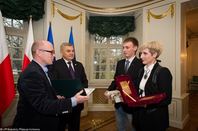 Akadera poleca: Najładniejsze niepodległościowe witryny