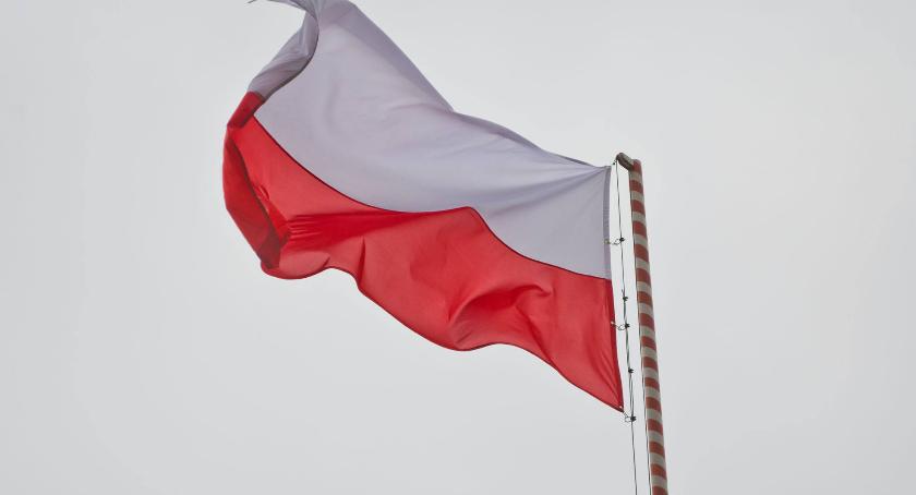Niepodlegli dla Niepodległej. Trwa nabór prac w konkursie plastycznym