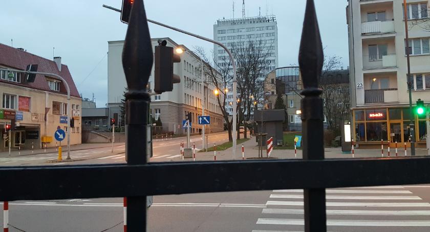 Brudna kampania w sieci prowadzona fejkowymi kontami