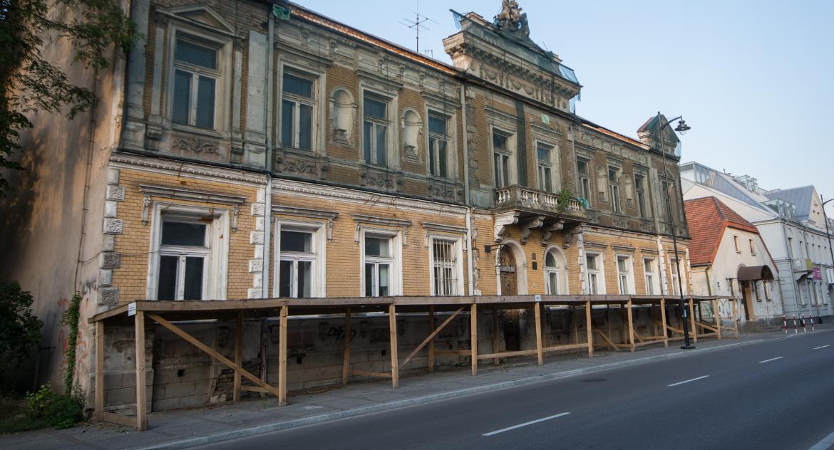 Pałacyk Tryllingów znowu na sprzedaż. Maniacki upór magistratu