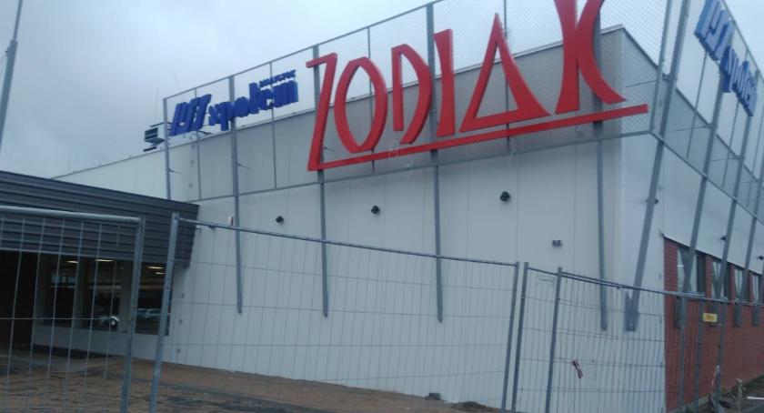 Zodiak otwiera się za chwilę. Będzie nowy supermarket i bar z opcją drive