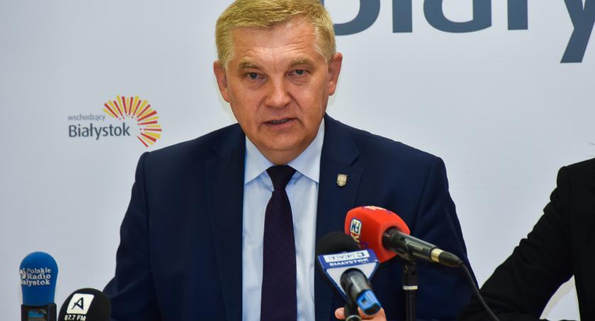 Prezydent powołał zastępców. Na razie trzech