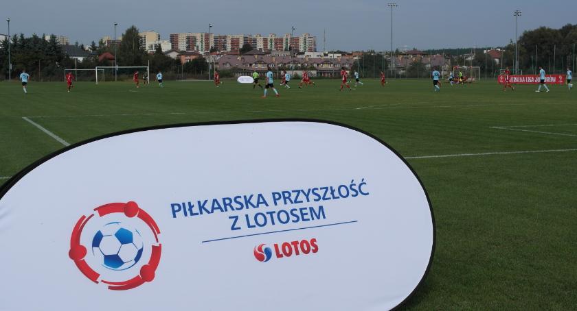 W MOSP Białystok nie czekają na pierwszy dzień wiosny. Piłkarze zawzięcie trenują 