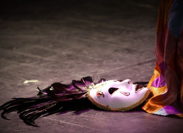 Dramat i tragedię pozostaw teatrowi