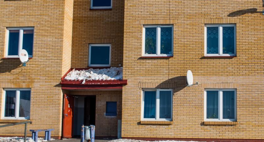 Powoli, ale sukcesywnie będą budowane w Polsce mieszkania dla najuboższych