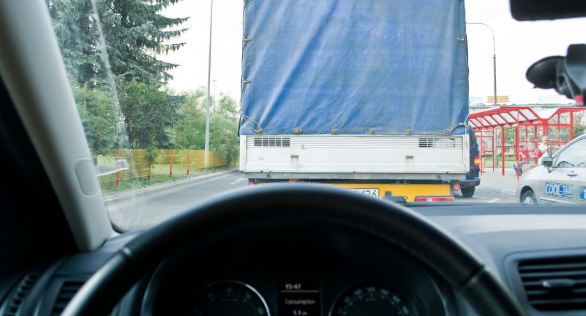 Na Podlasiu brakuje kierowców i robotników budowlanych 