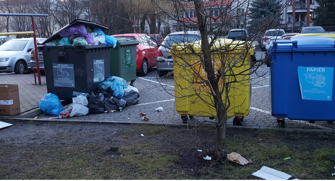 Sposób na śmieci. Można je wyrzucać pod ziemią