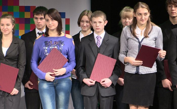 Najzdolniejsi otrzymali stypendia