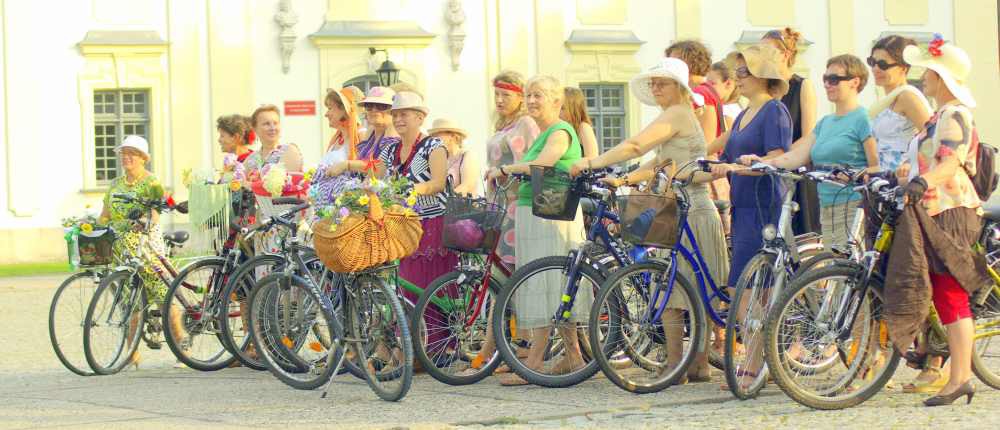 Na rower w kapeluszu