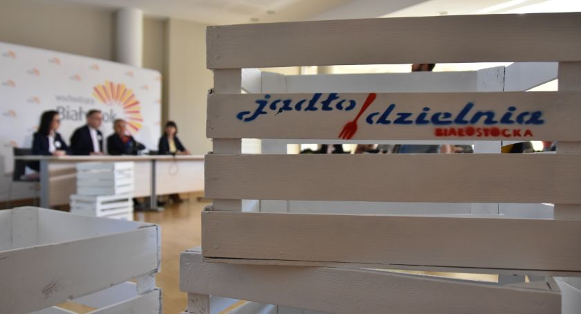 Jadłodzielnia poszukuje ambasadora. Dzielenie się żywnością musi przebiegać sprawniej