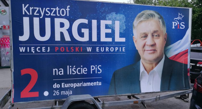 PiS umie w internety! Jest już drugi spot, który zaczął podbijać sieć