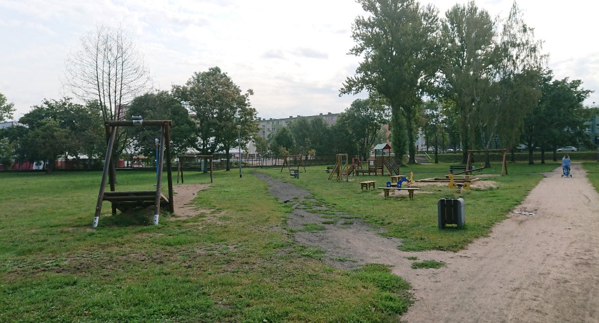 Park jest, plac zabaw jest, sad edukacyjny jest, a toalety nie ma