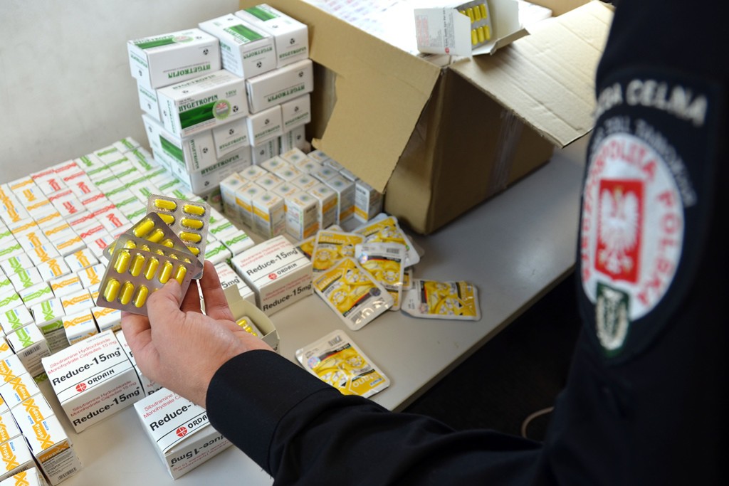 Uwaga na niebezpieczne farmaceutyki!