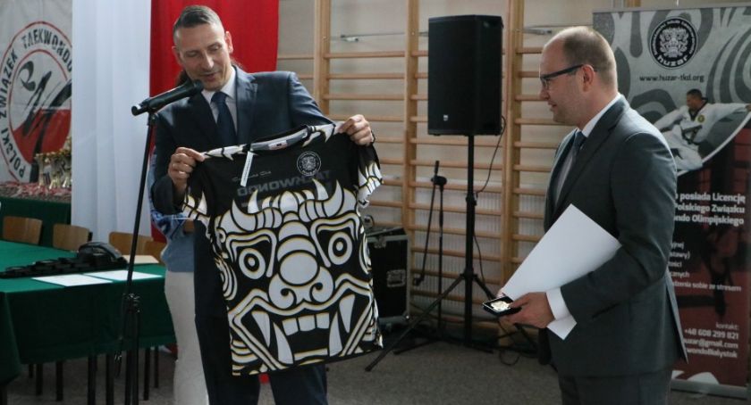Minister sportu uhonorował Pawła Baranowskiego z białostockiego Huzara 