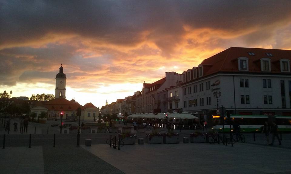Kto jeszcze ma napisać list, żeby dotarło?