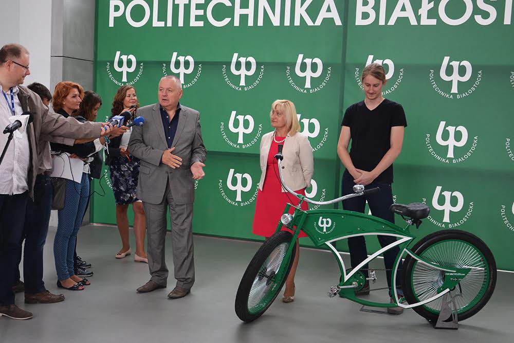 Konkurs na stojak rowerowy Politechniki Białostockiej