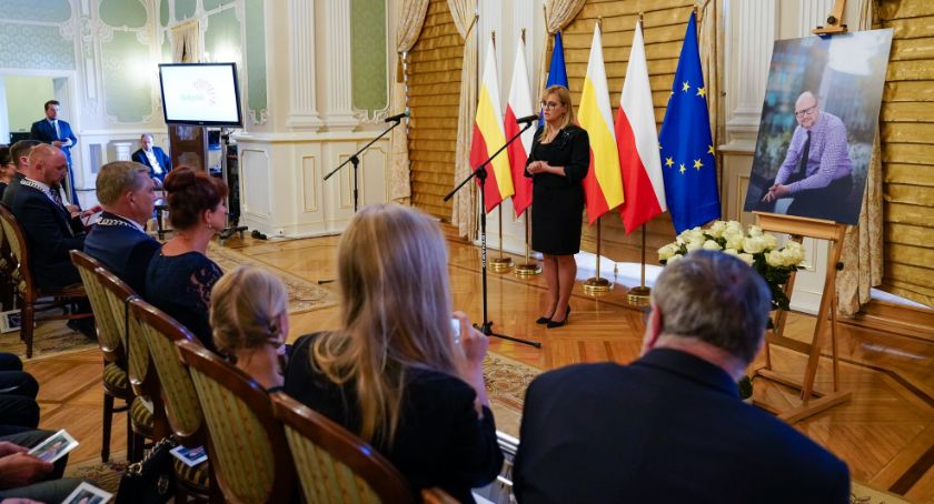 Paweł Adamowicz oficjalnie został Honorowym Obywatelem Białegostoku