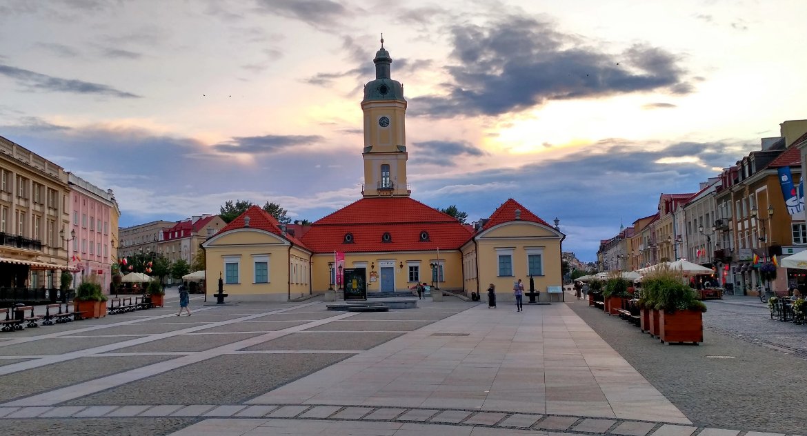 Partie lewicowe zorganizują protest na Rynku Kościuszki w Białymstoku