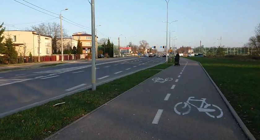 Wypadków z udziałem rowerzystów jest coraz więcej. Trzeba poprawić infrastrukturę
