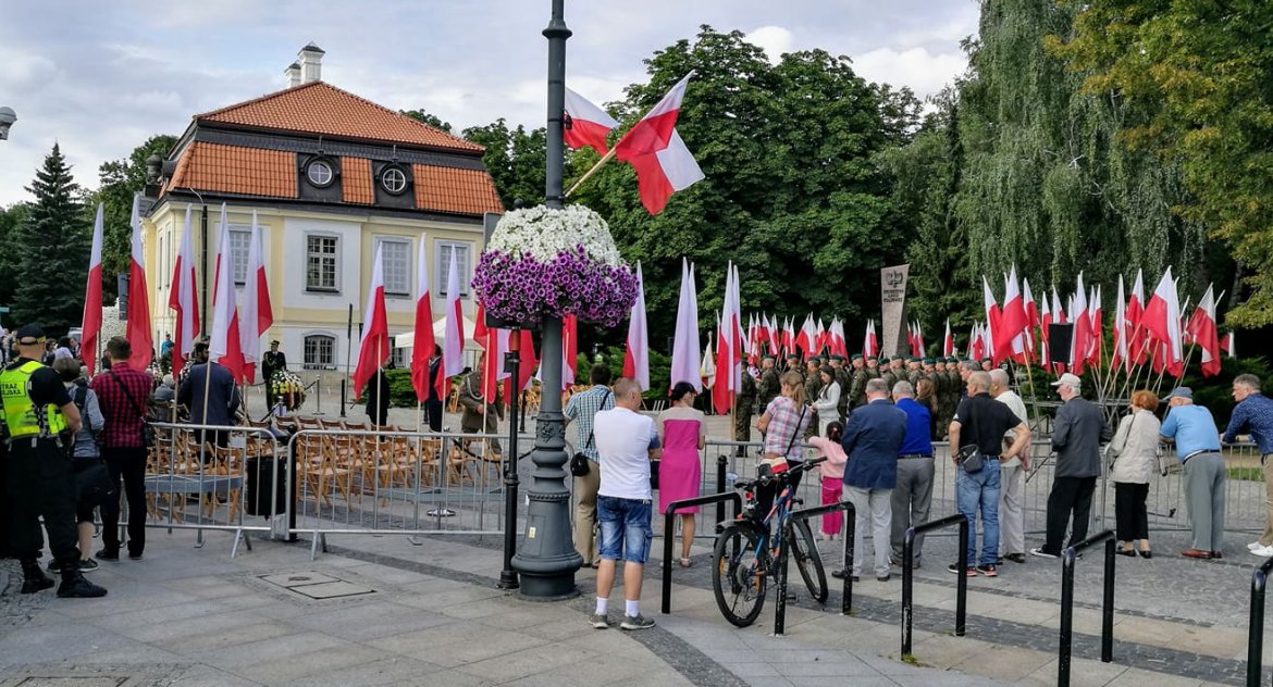 Uroczystości pod pomnikiem bardzo skromnie i bez udziału duchownych katolickich