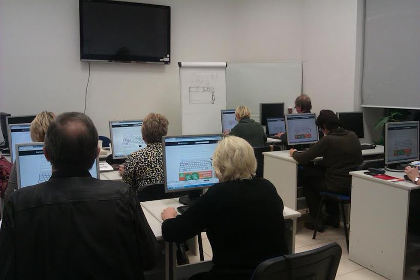 Fundacja OKNO NA WSCHÓD walczy z wykluczeniem cyfrowym seniorów