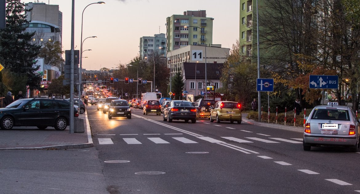 Rośnie liczba samochodów. Co roku w Białymstoku przybywa ich kilka tysięcy