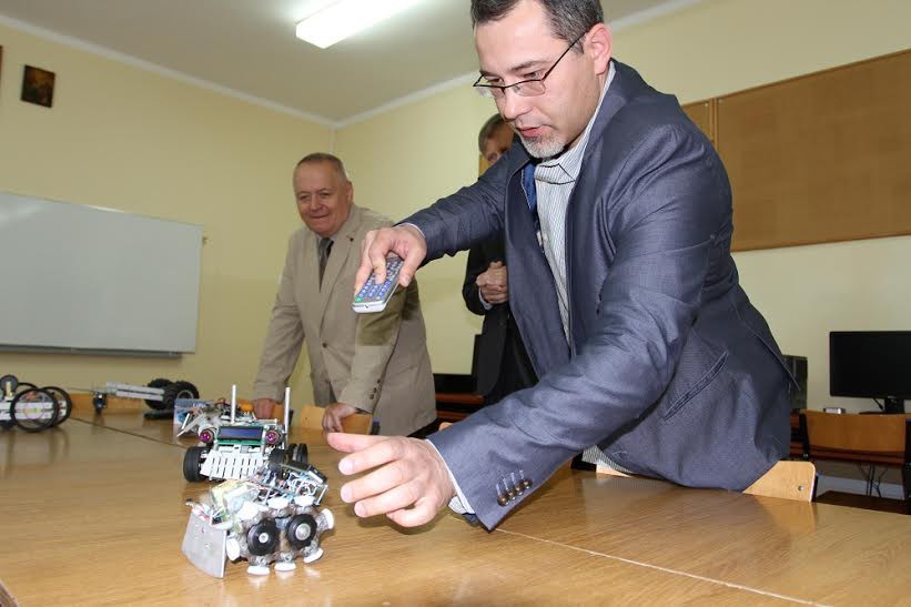 Politechnika patronuje młodym robotykom