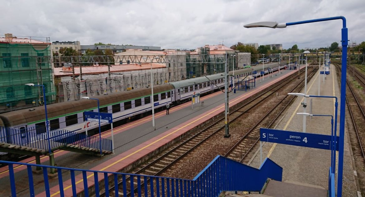 Prace przy budowie dworca PKP idą pełną parą. Ma być gotowy za około rok