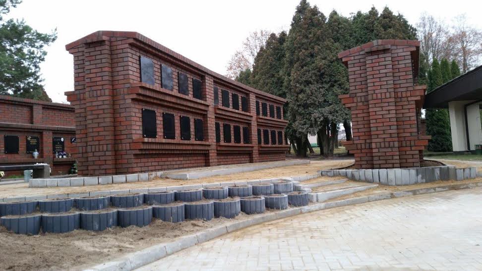 2 nowe kolumbaria na białostockim cmentarzu
