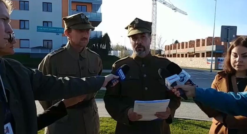 Jedyna zmiana jaka jest dopuszczalna na ulicy Łupaszki to zmiana jego stopnia wojskowego