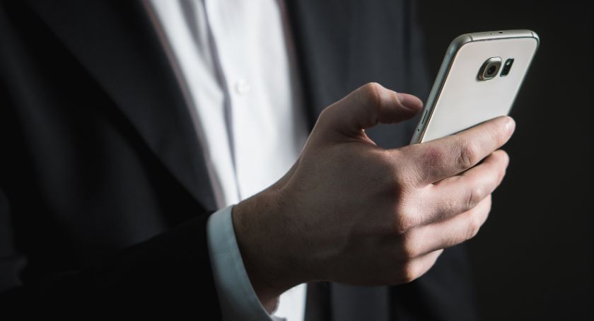 Co lepsze? Kasa fiskalna, czy aplikacja w telefonie?