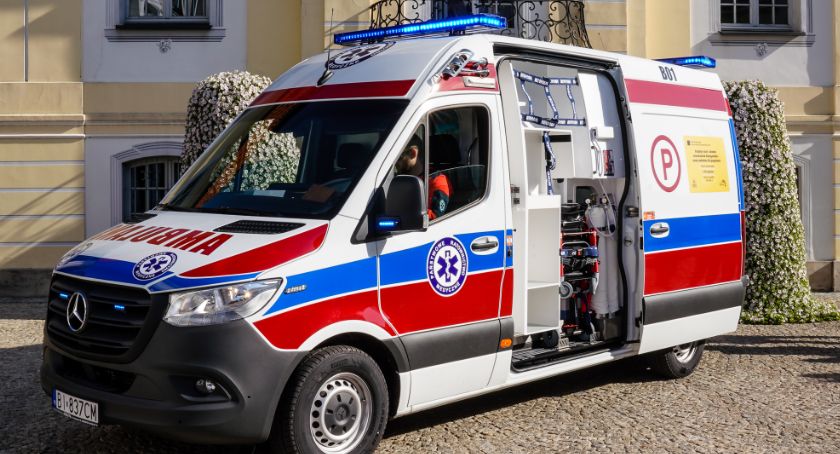 Pogotowie Ratunkowe ma jedną karetkę więcej. Ufundowali ją białostoczanie