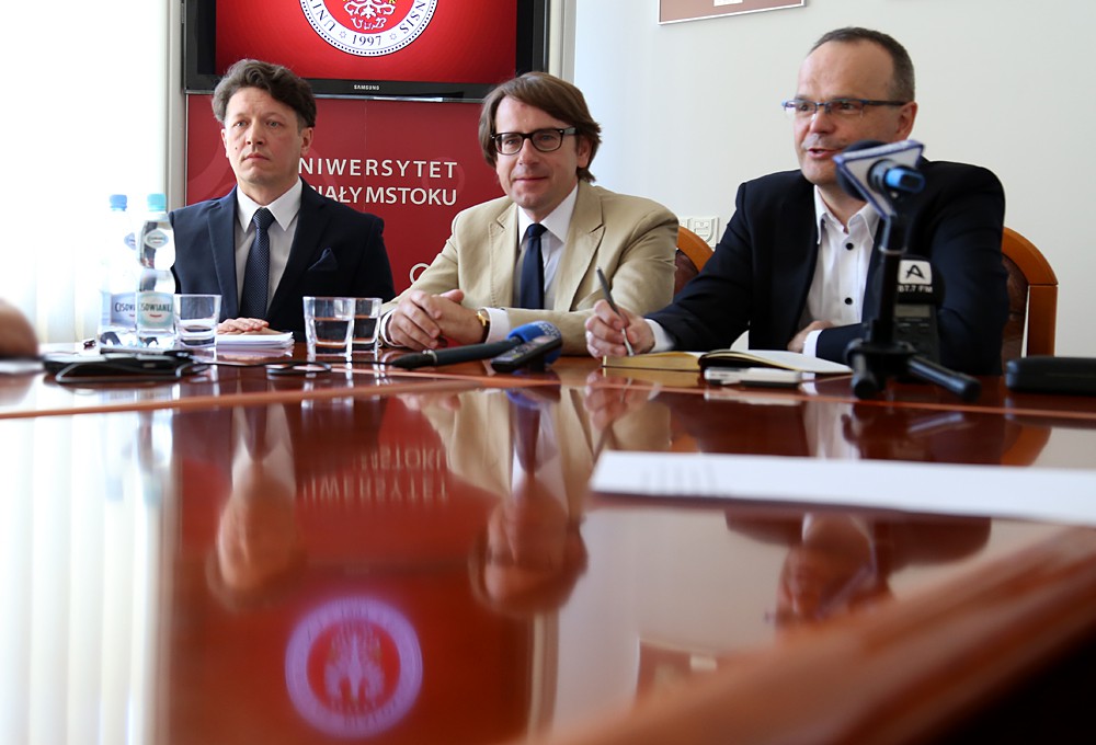 Nowe władze Uniwersytetu w Białymstoku i nowe plany na rozpoczęcie roku akademickiego