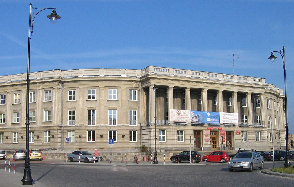 Dom Partii jeszcze trochę poczeka