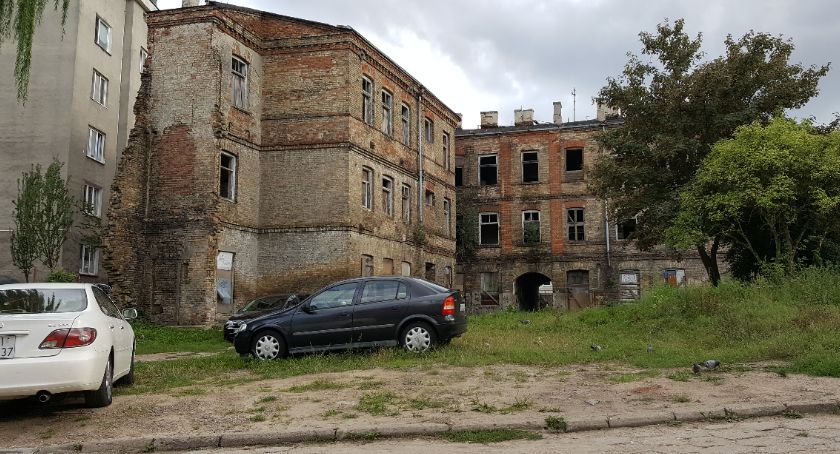 Część elewacji kamienicy ze św. Mikołaja wpisana do rejestru zabytków