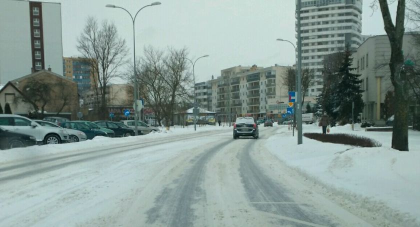 Większość kierowców zmienia opony na zimę. Ale nie wszyscy